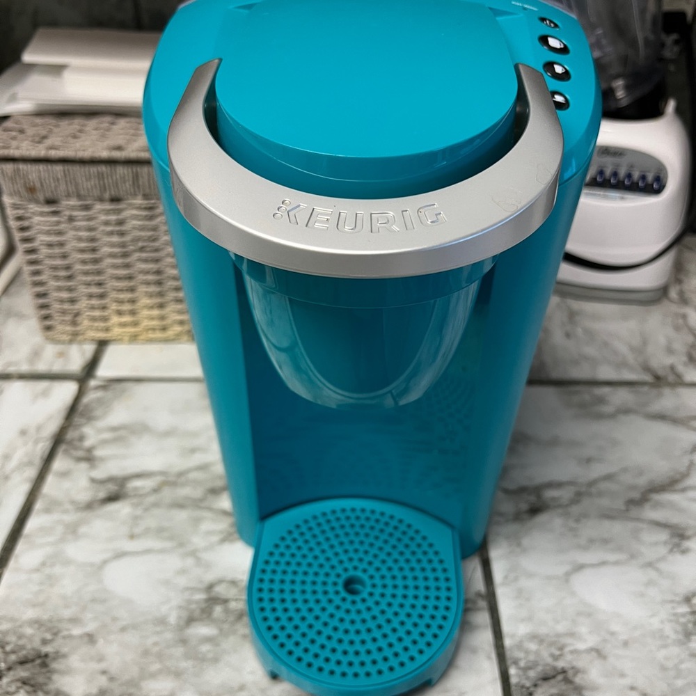 Teal Keurig Coffee Maker